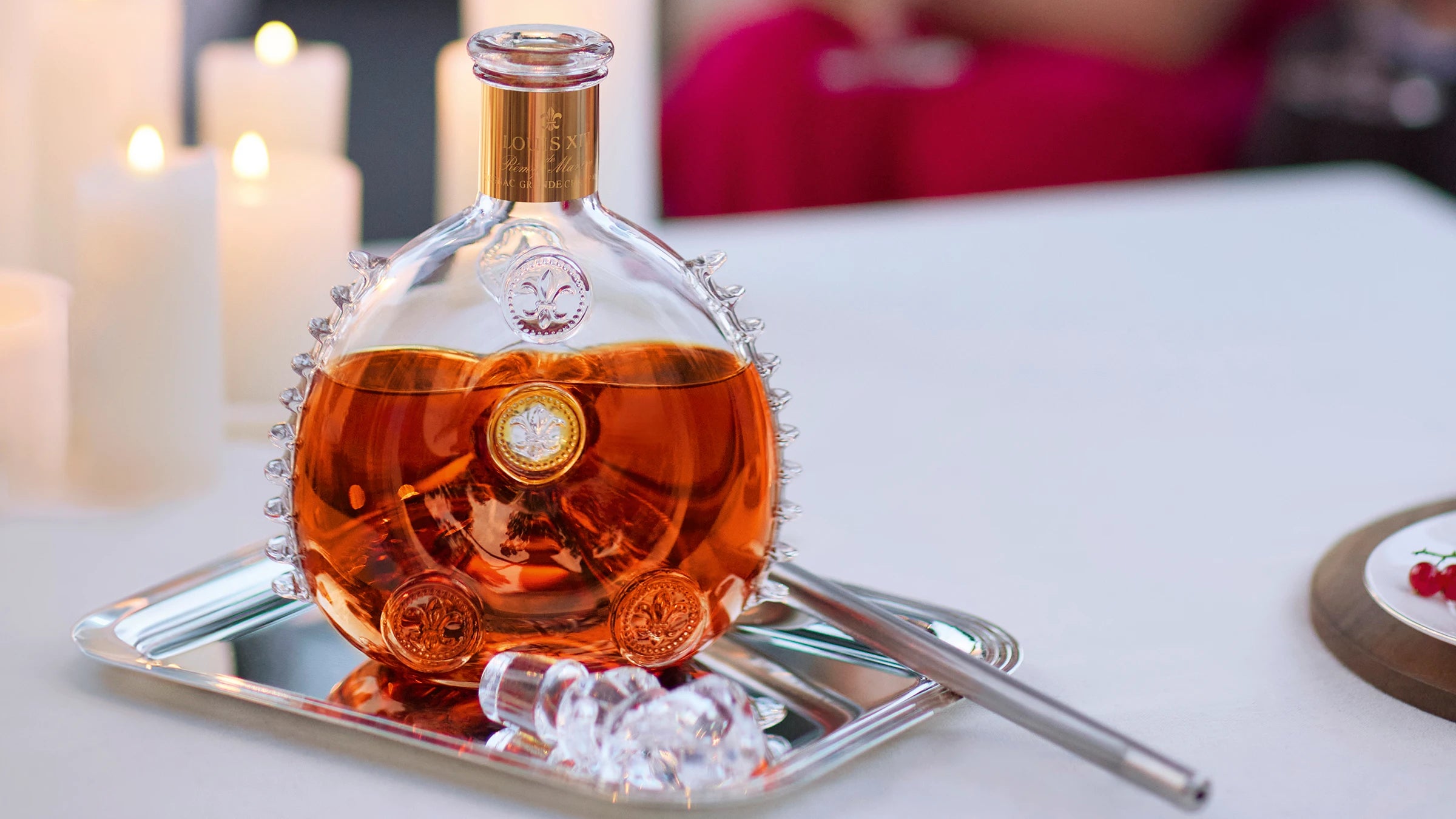 古酒 レミーマルタン ルイ13世 ベリーオールドバカラクリスタル REMY MARTIN LOUIS XIII 700ml 替栓 未開栓 コニャック ブランデー/A2813 古酒☆レミーマルタン ルイ13世 ベリーオールド バカラ クリスタル