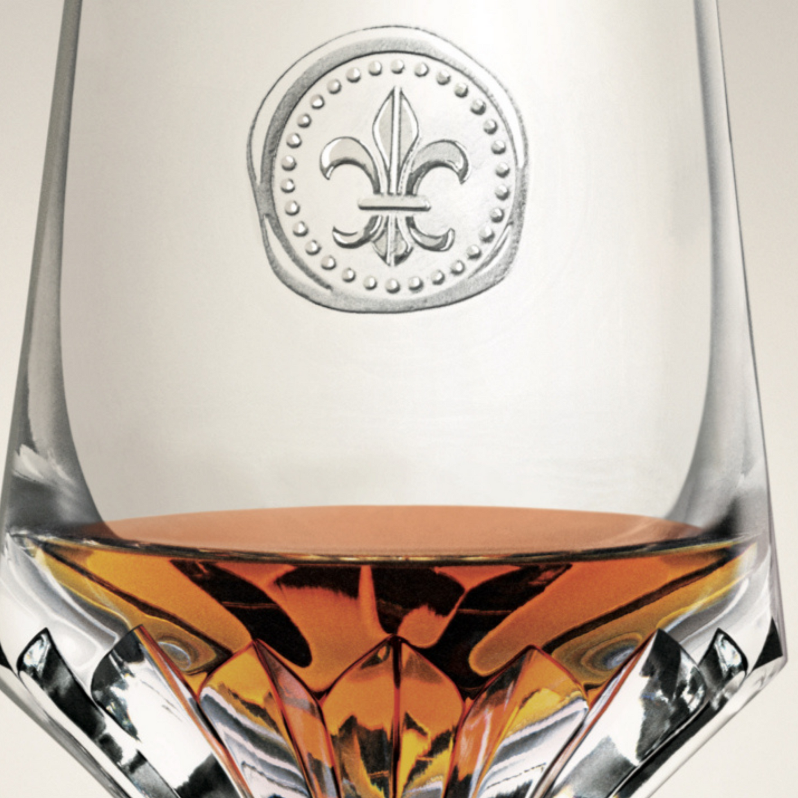 The Facets of Louis XIII - 2 Crystal Glasses, Food & Drinks